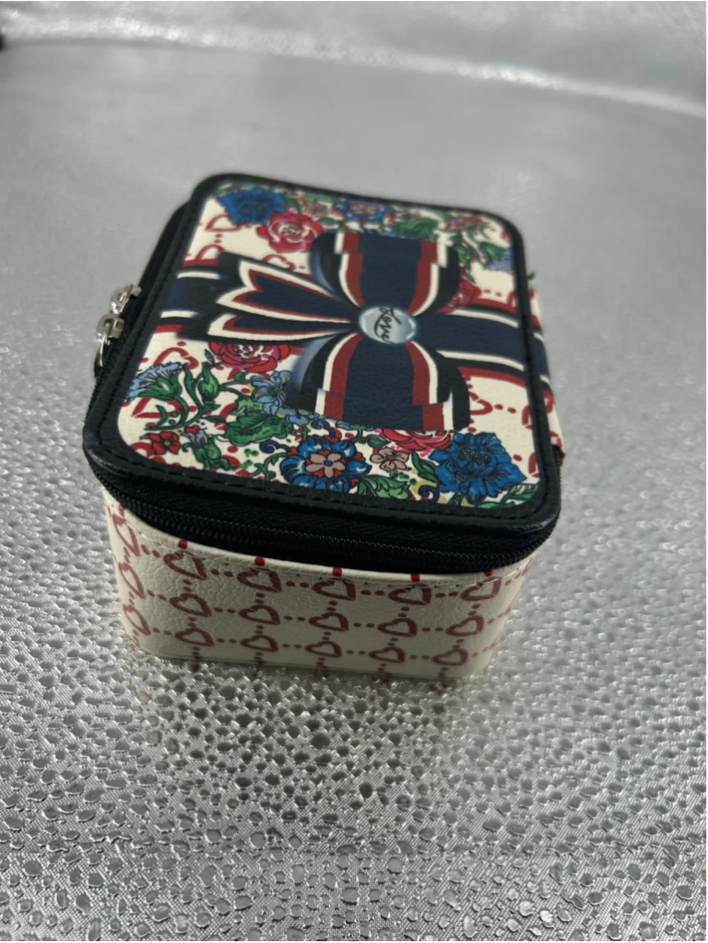 brighton jewelry case White Red